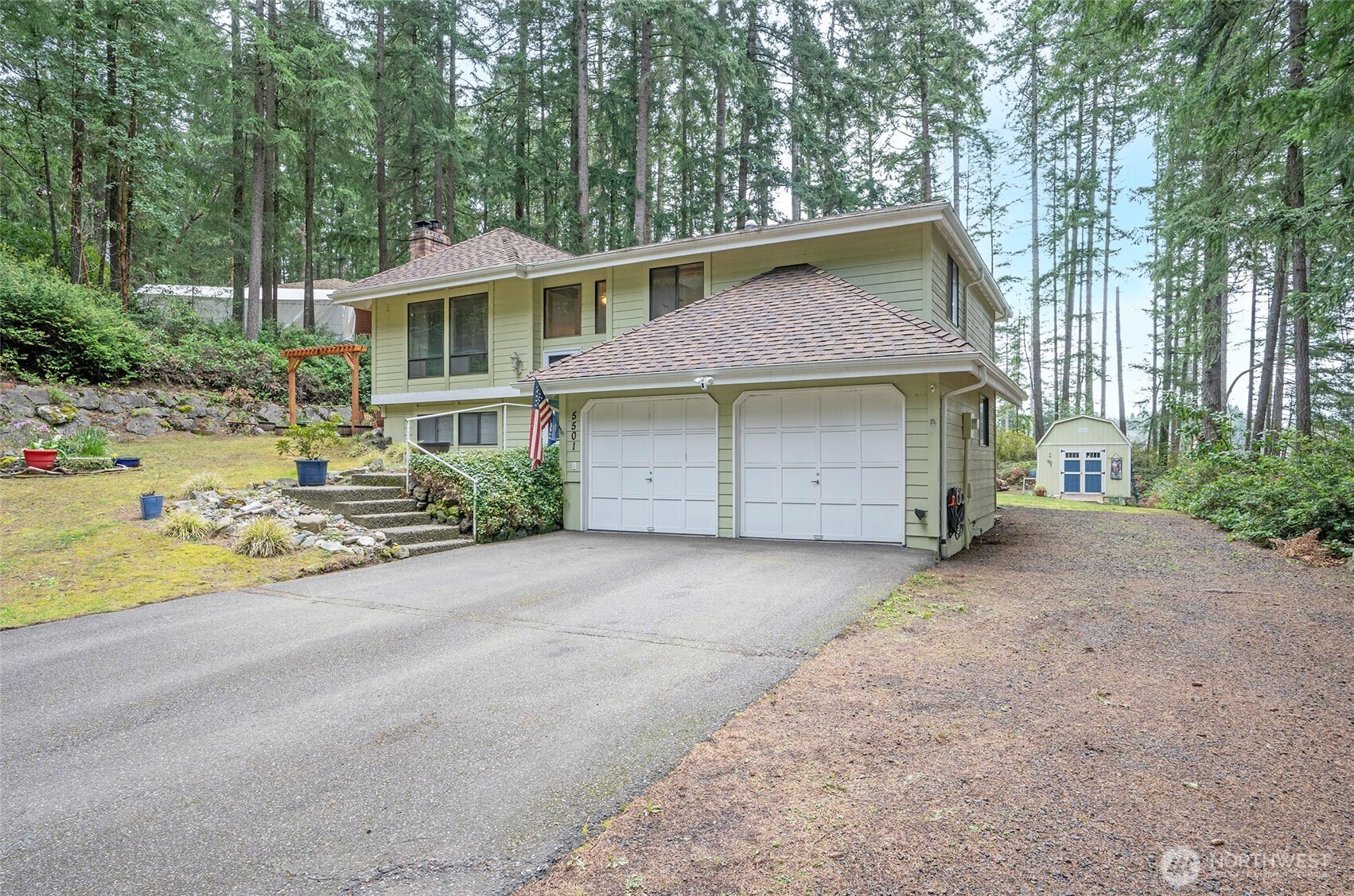 5501 NW Glenn Firs Lane