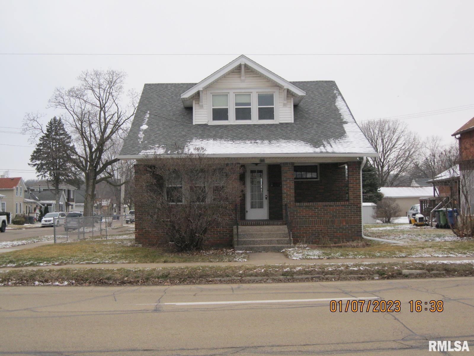 Residential for sale in Clinton, Iowa, QC4239710