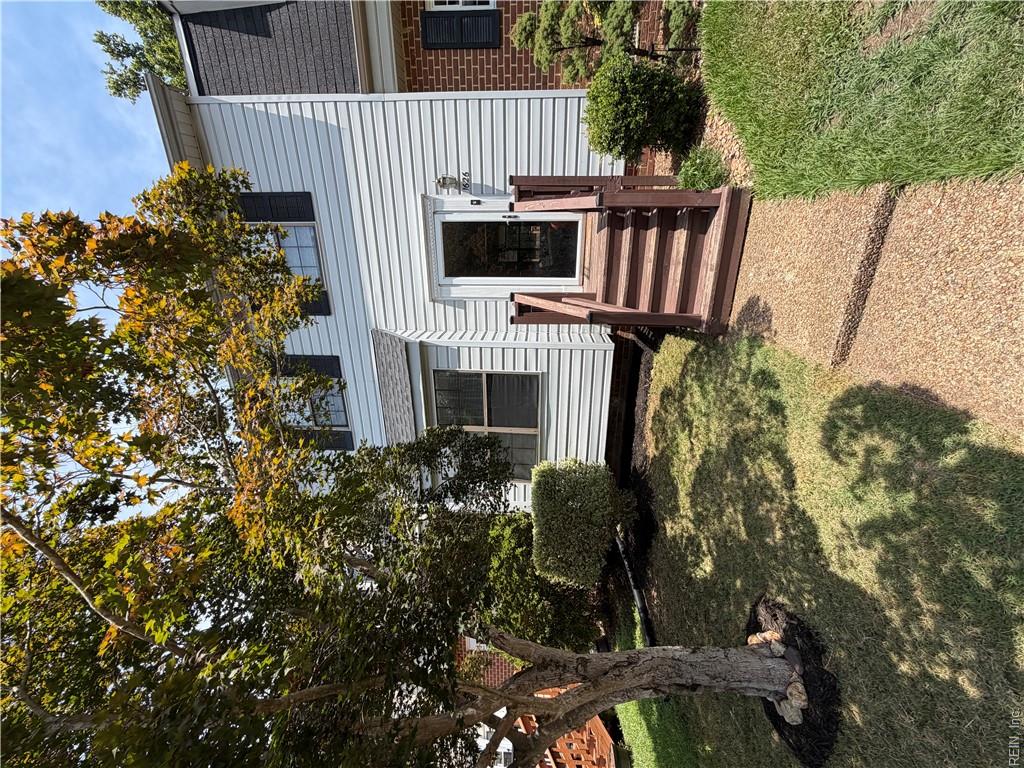 1626 Angel Court