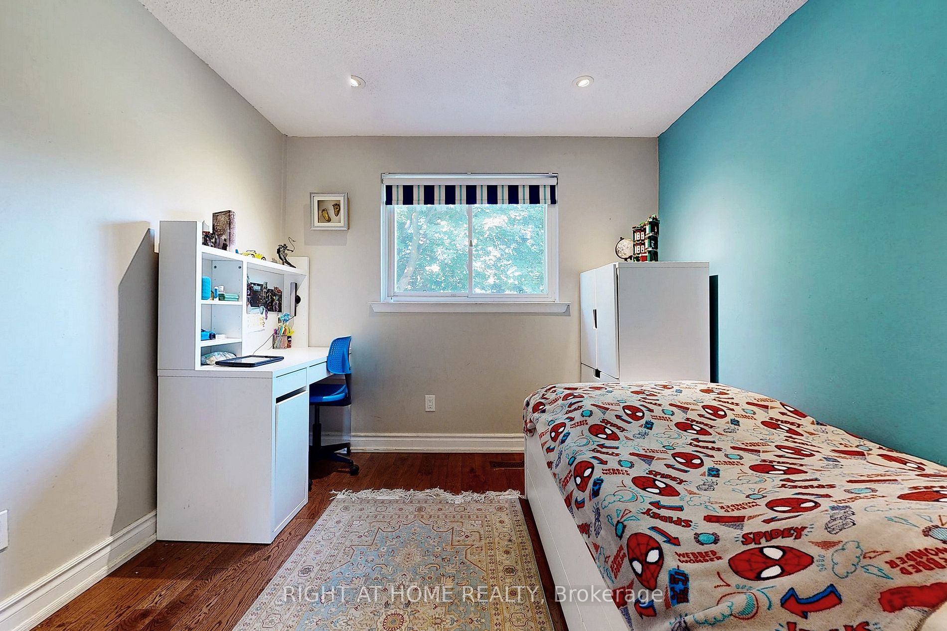 12 Plaisance Rd