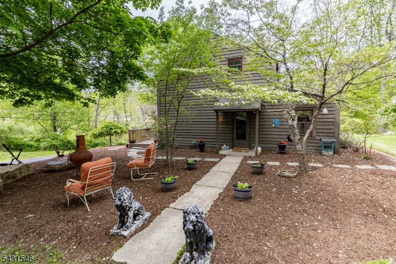 490 Mine Rd