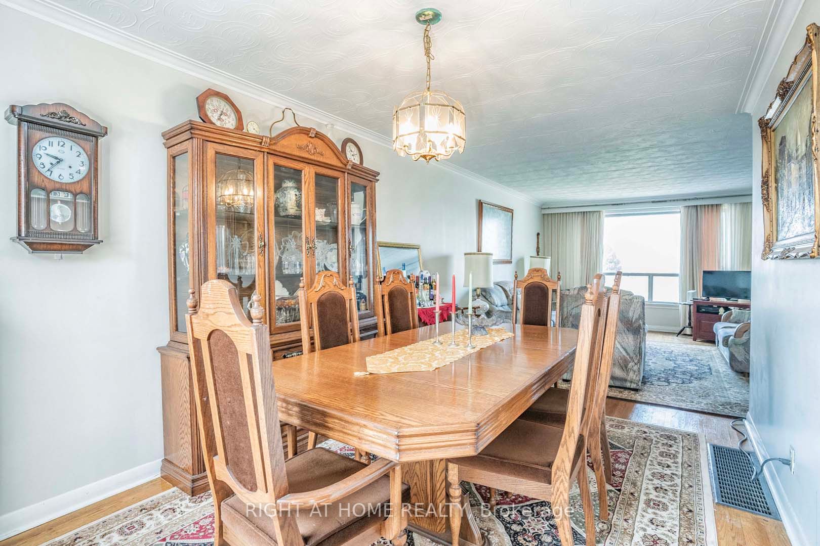 1149 Birchmount Rd