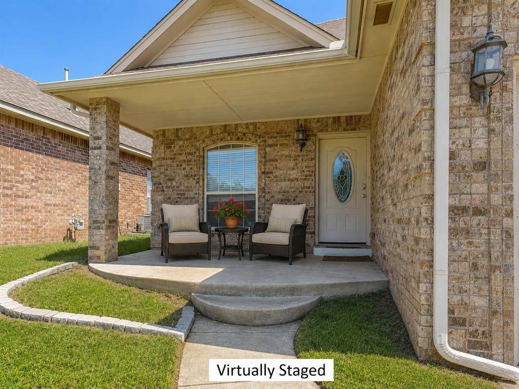 Less than 2 miles from OU stadium which is an easy bike or e-scooter ride to campus. The second best thing about this property are the 3 FULL bathrooms, one for each bedroom, plus the large bedrooms and closets. One closet is so big, it could be divided in two. The kitchen has newer appliances, beautiful granite counter tops and is open to the living room. Behind the fireplace is another space, perfect as an open study or flex room. Another feature to enjoy is the covered front porch - it's large enough for a porch swing and 2 large chairs. Buy now so you have time to put your own personal touches on it before summer is over.