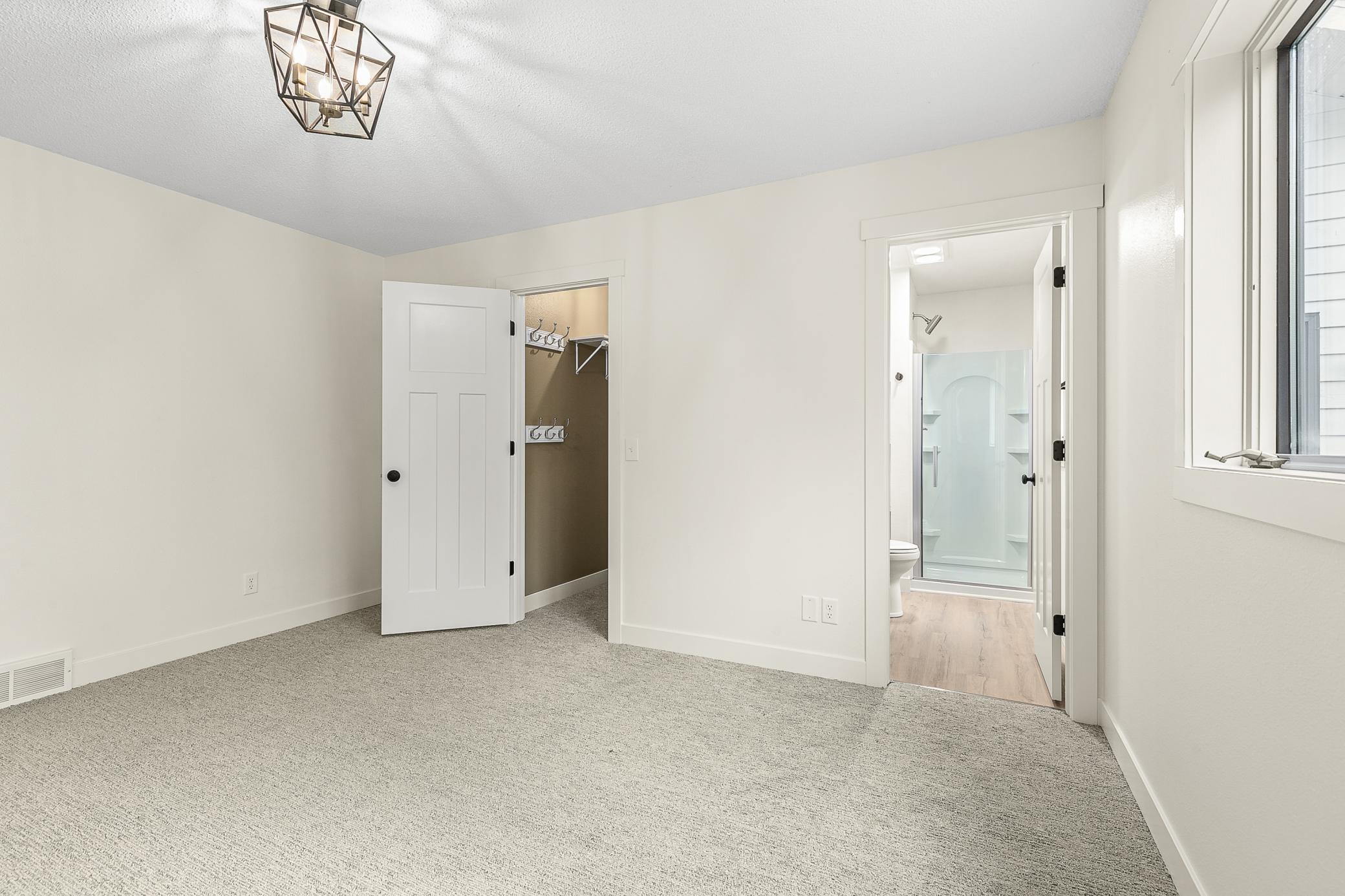 21846 Flagstone Court
