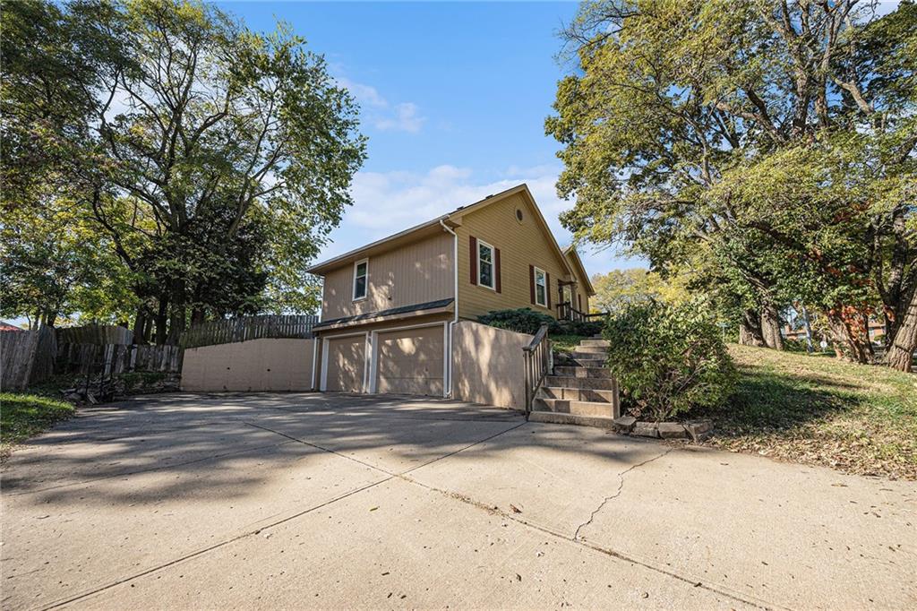 3542 NE Rock Creek Drive