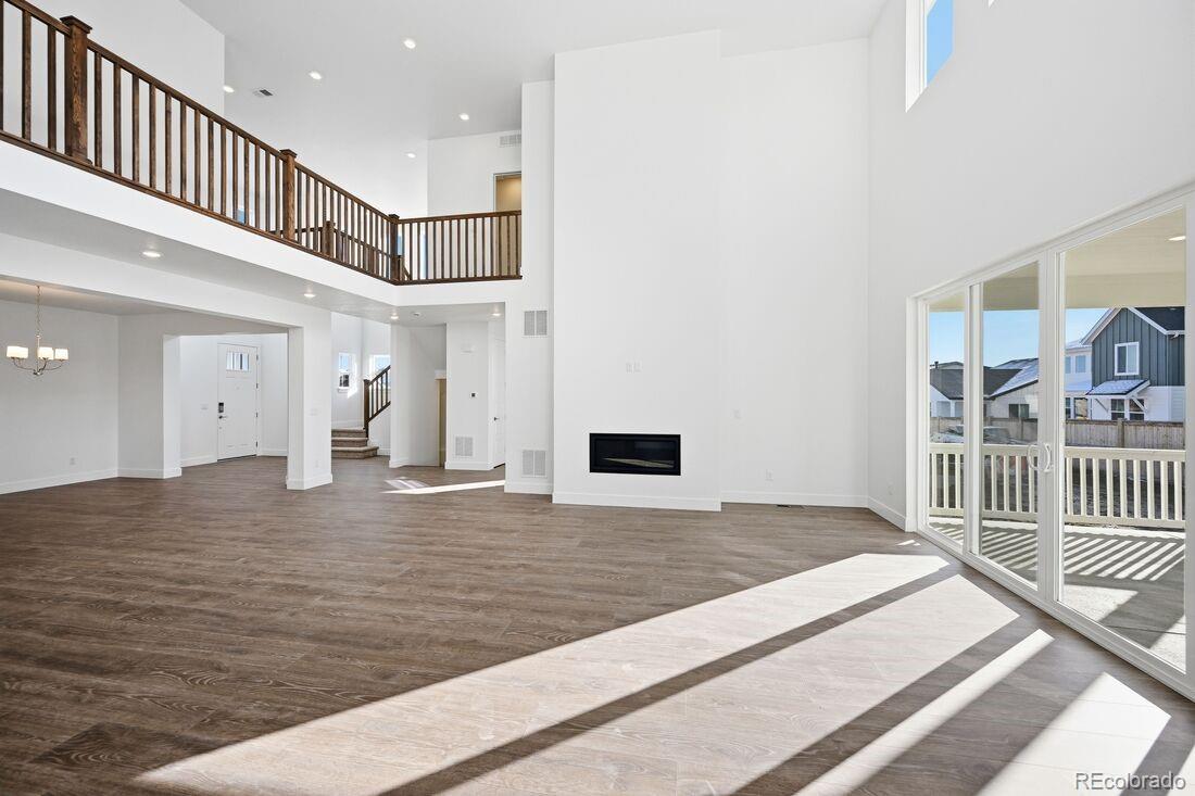 16616 W 93rd Place