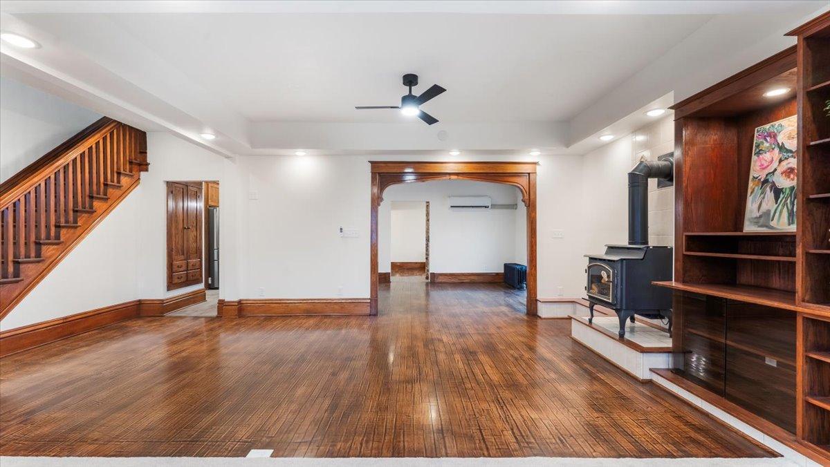 741 Riverside Road