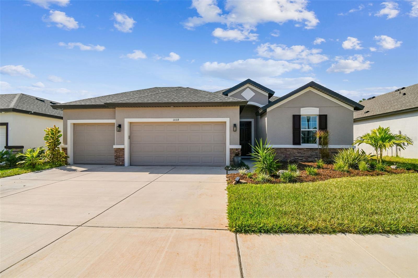 1039 Davis Heather Circle