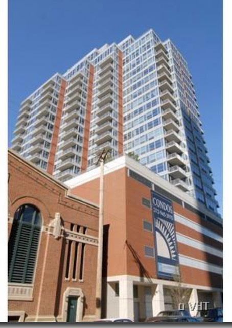 STELLAR VIEWS ABOUND IN FULL-AMENITY CONTEMPORARY GLASS HIGH-RISE W/24HR DOORMAN, SUNDECK, FITNESS CENTER, DRY CLEANER, ADJACENT PARK. UNIT FEATURES GRANITE COUNTERTOP, BLACK APPLIANCES, OAK CABINETS, HARDWOOD FLOORS, CULTURED MARBLE BATHS W/ SEPARATE TUB & SHOWER IN MASTER, BALCONY, GAS FIREPLACE.  ONE PARKING SPACE INCLUDED IN TH PRICE. A MUST SEE! AVAILABLE IMMEDIATELY. VACANT AND EASY TO SHOW.