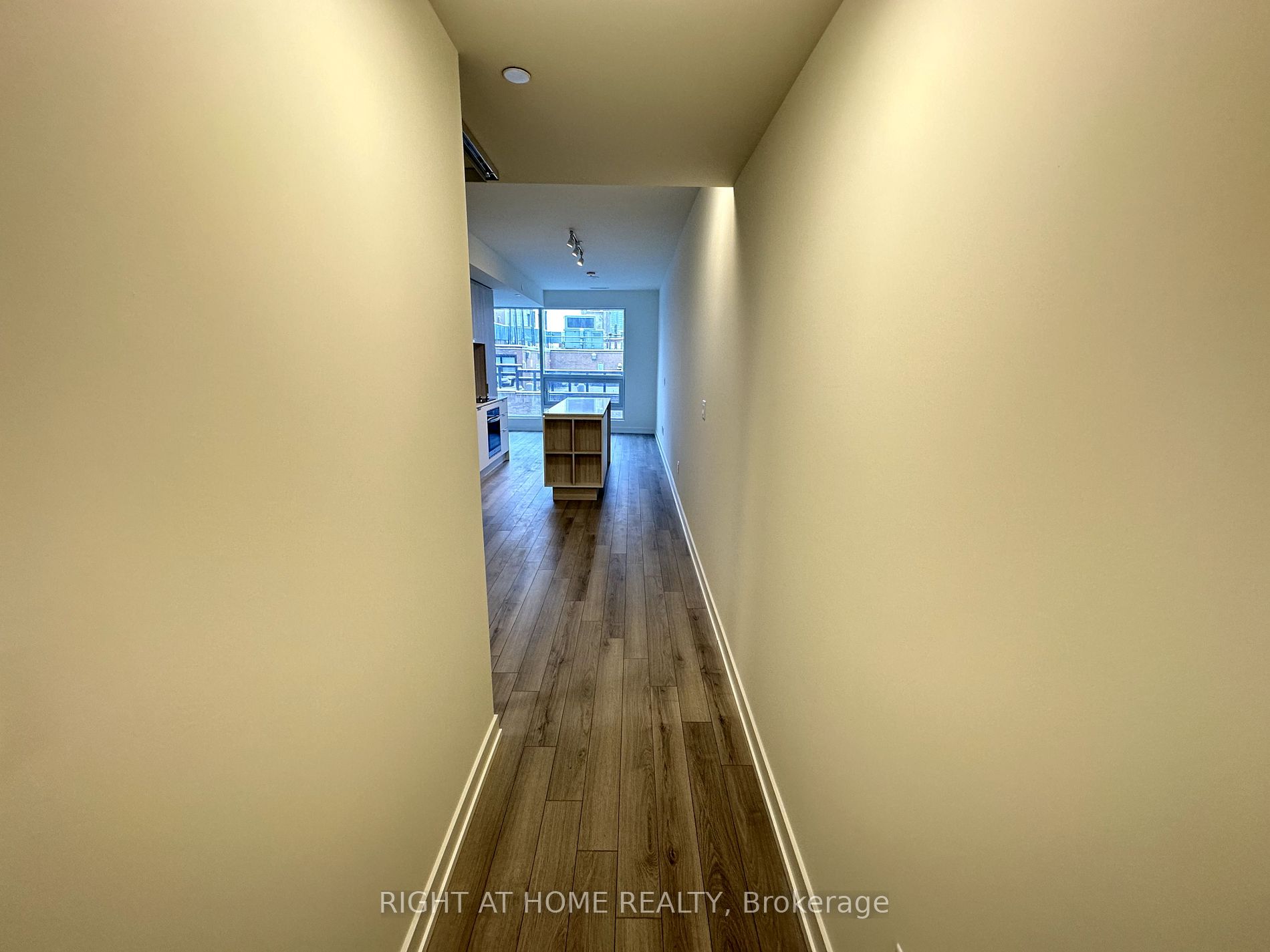 89 Church St 708