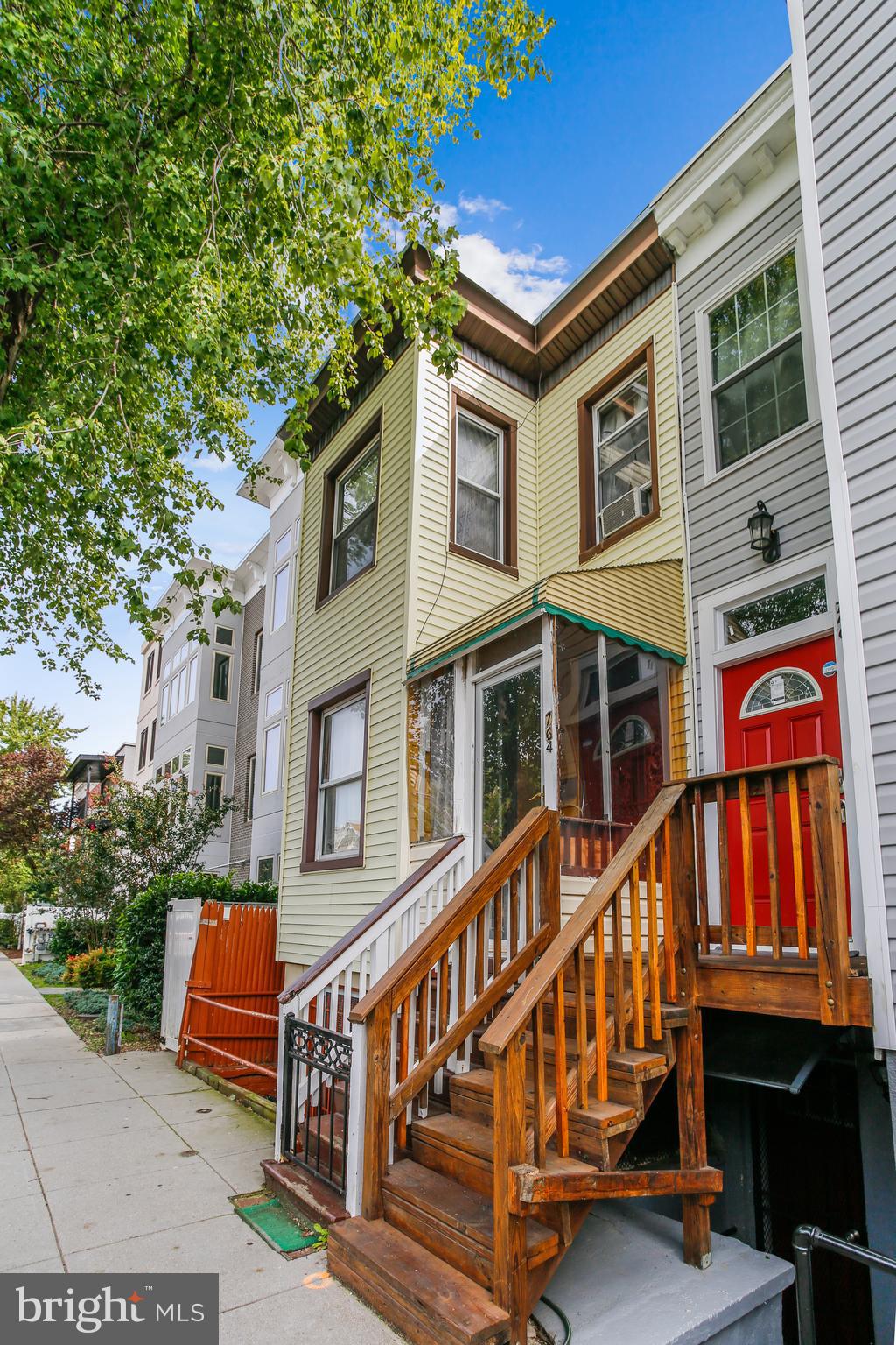 764 Park Rd NW  