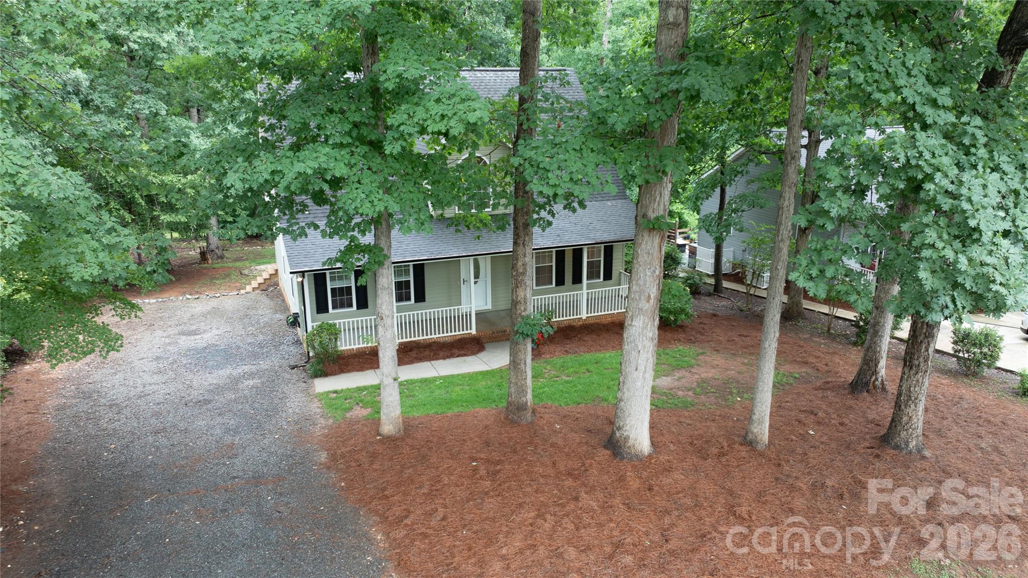 302 Skyland Court