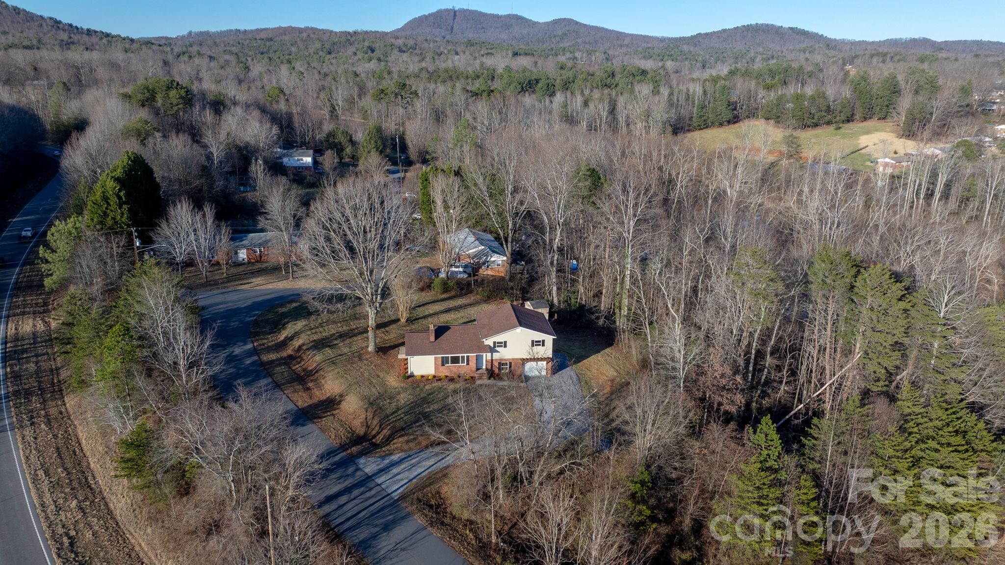 106 Royalwood Drive