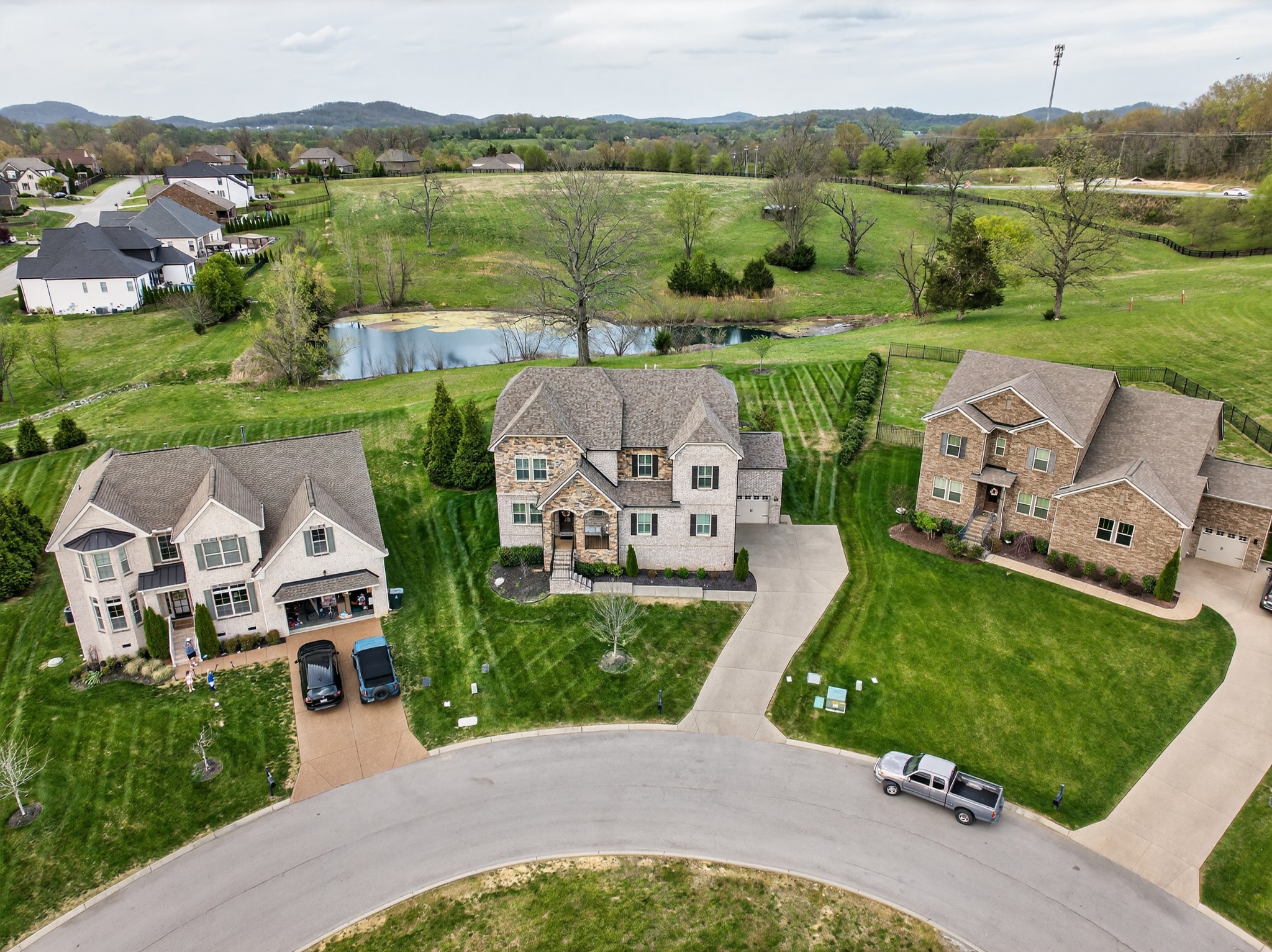 316 Bayberry Ct — sold