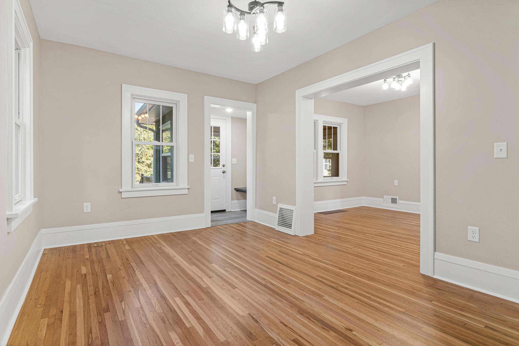902 Hunt Place