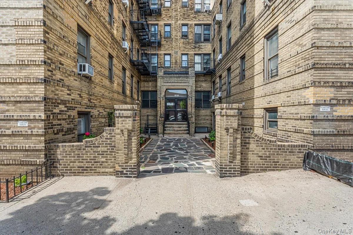 A rare one-bedroom sponsor cooperative apartment in a pre-war building located in Woodside offers an excellent opportunity for homeownership without the need for board approval. It is pet-friendly and only one block away from the 7-inch train. The apartment is sold “As Is” and does not guarantee that appliances are in good working order. This classic pre-war elevator building features vintage tiled hallways, a laundry room, storage, and a bike room. Low maintenance includes heat and taxes. Subletting is permitted after two years. The apartment is conveniently located near shopping, restaurants, highways, and public transportation. Assessment of $188.33/mo expires on 12/31/2026.