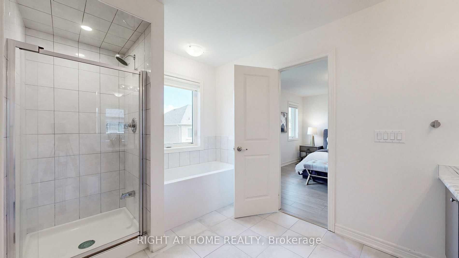 52 Crofting Cres