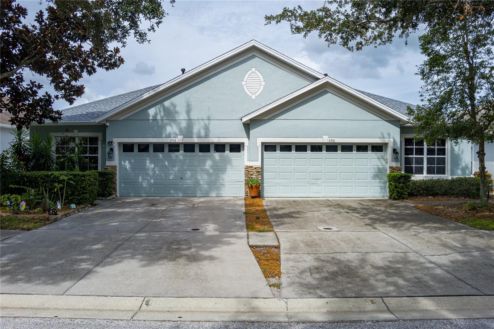 6936 Surrey Oak Drive