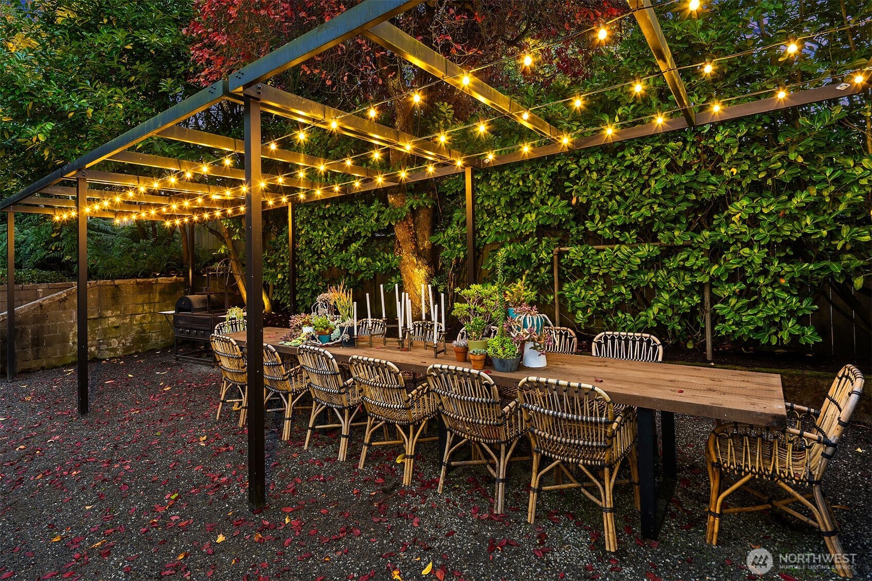 1626 Federal Avenue E