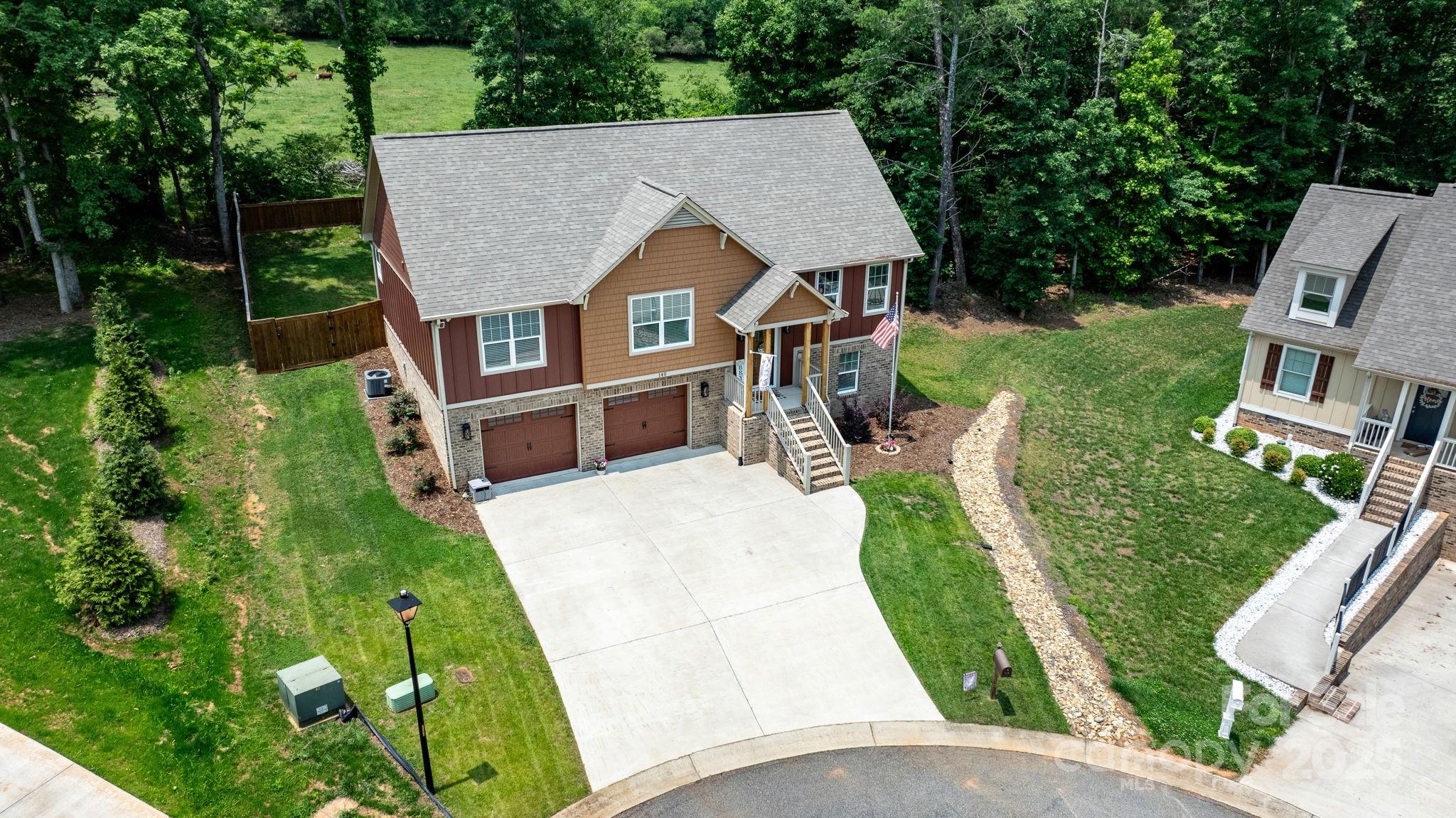 140 Maplewood Court
