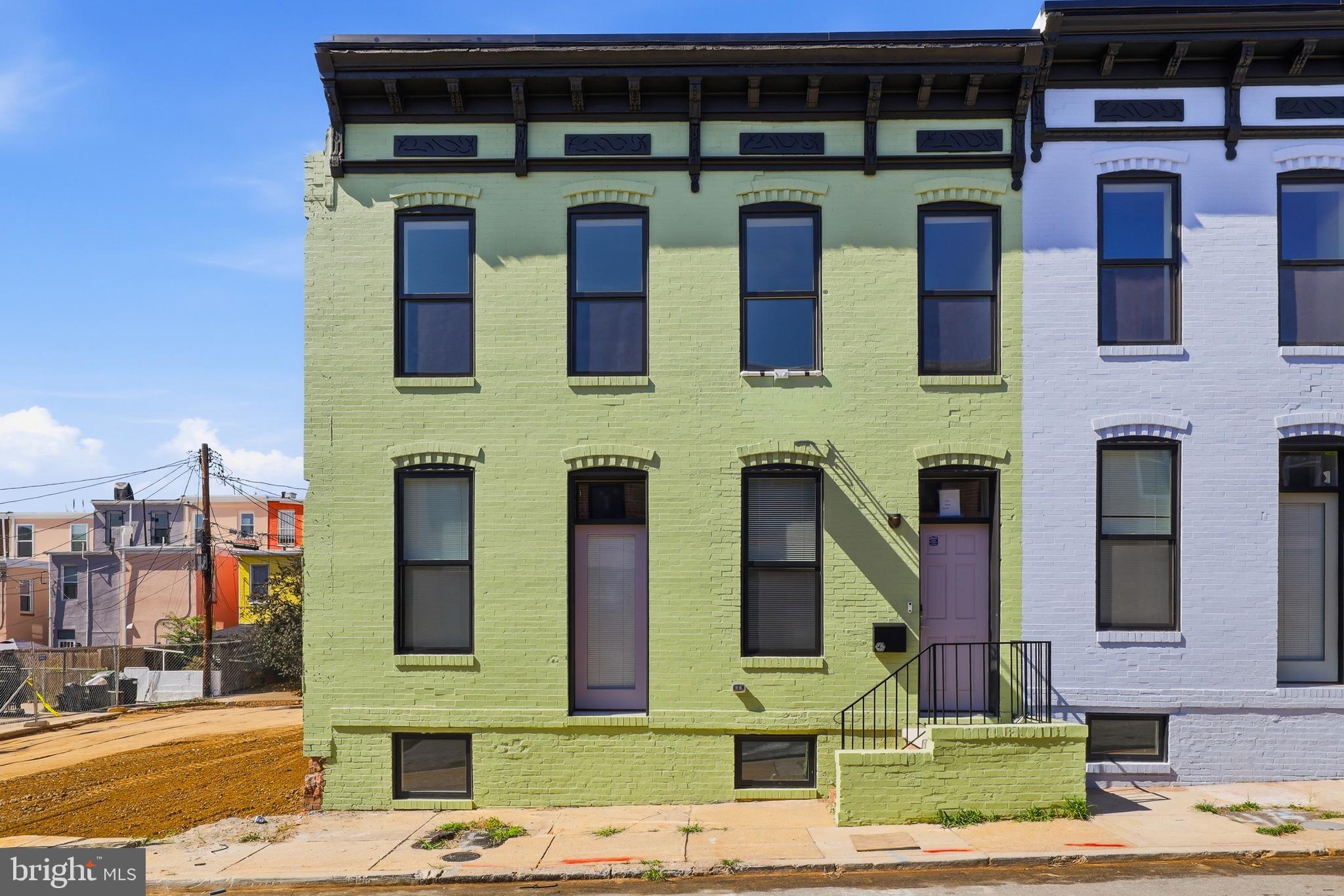 710 Mura Street