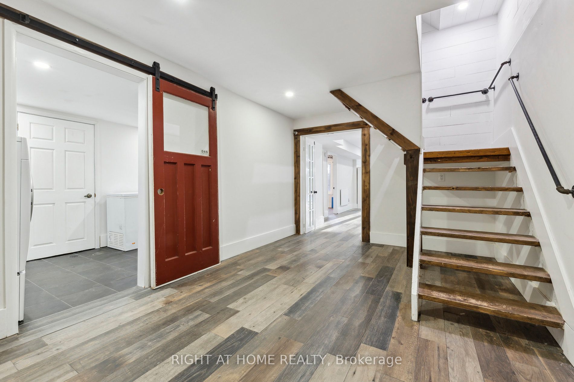 500 Old Brampton Crt