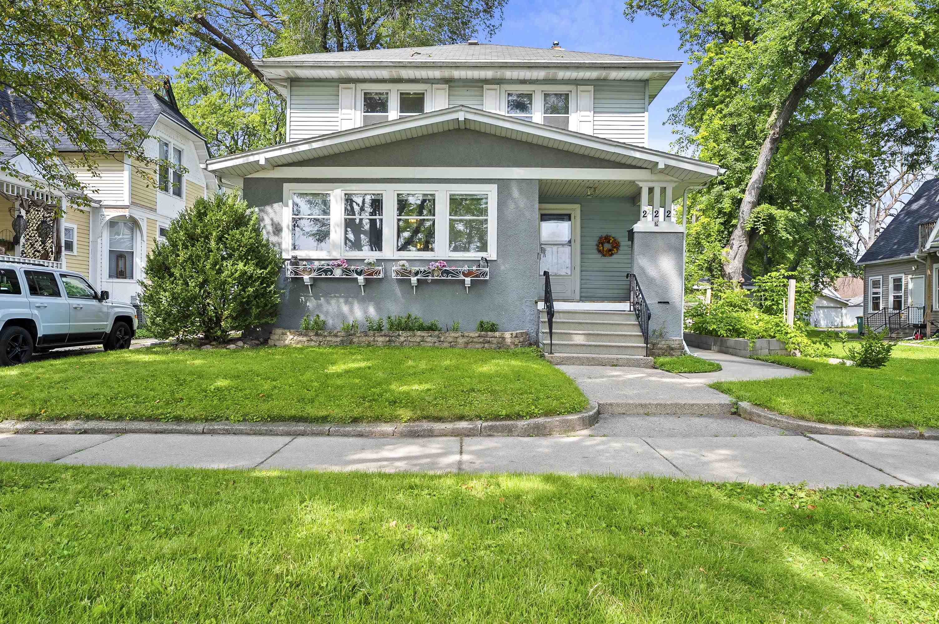 222 S Chestnut Avenue