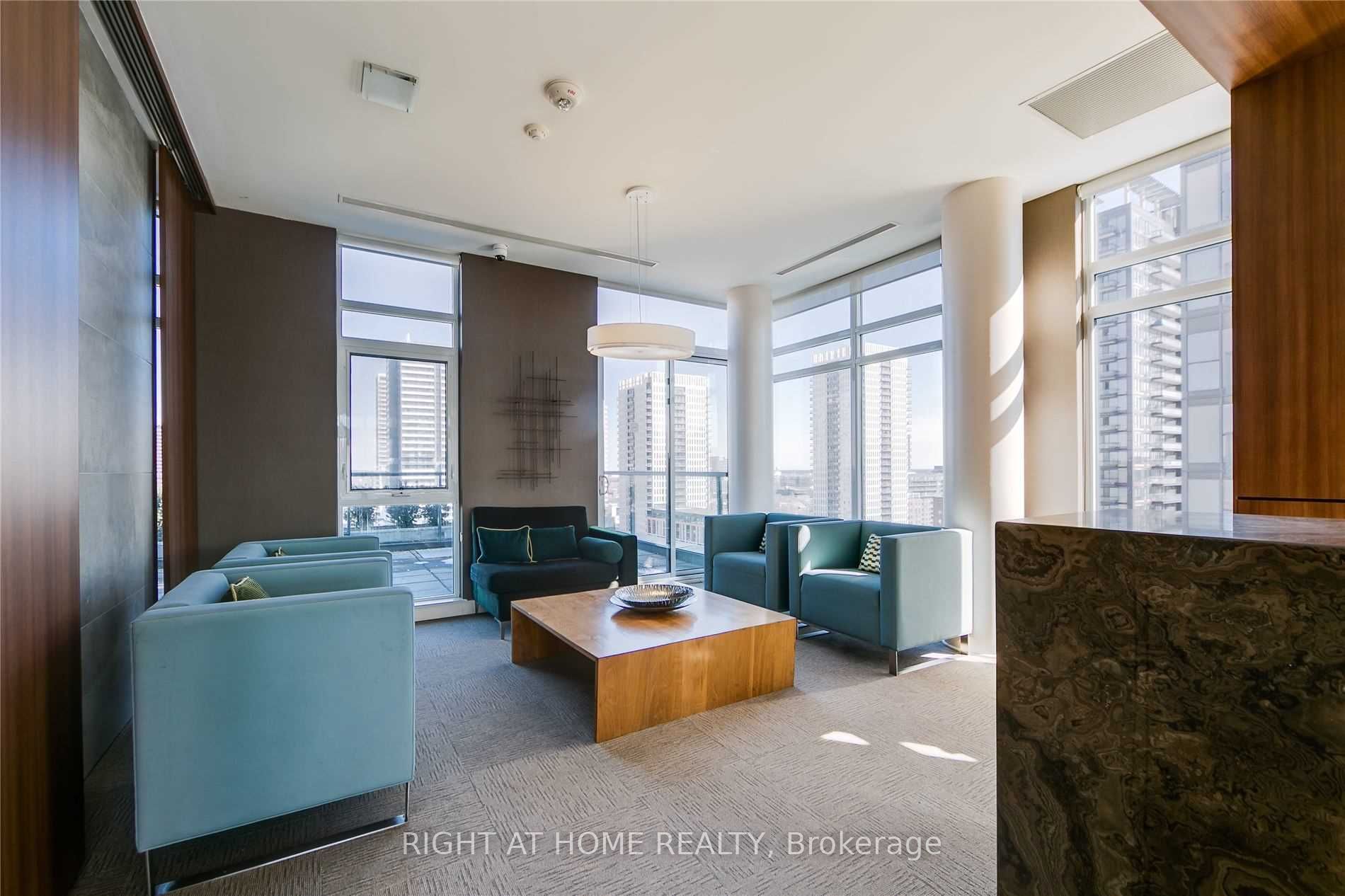 260 Sackville St 312