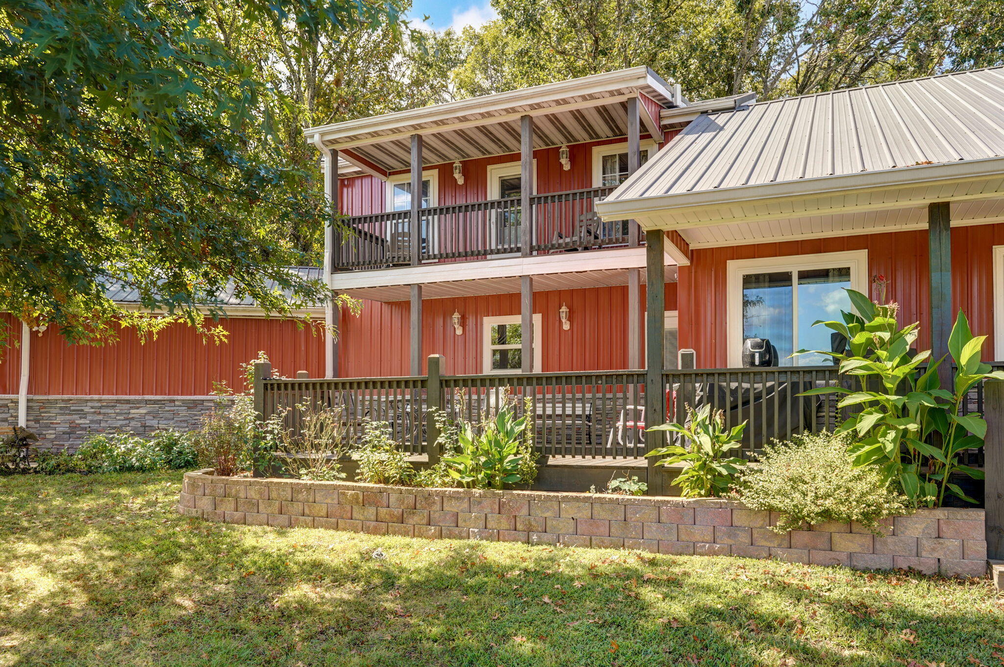 703 Mockingbird Road