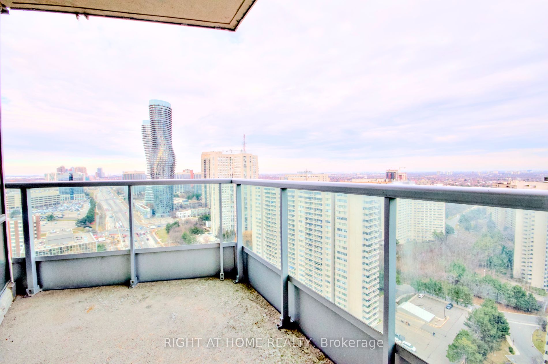 1 W Elm Dr 2611