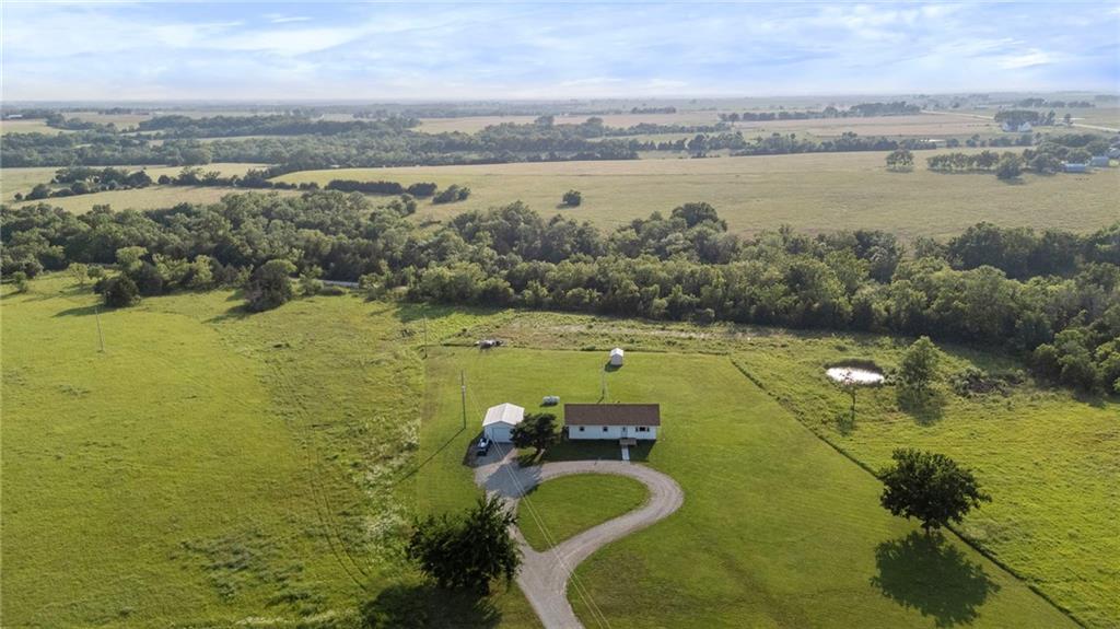 32241 NE Neosho Road