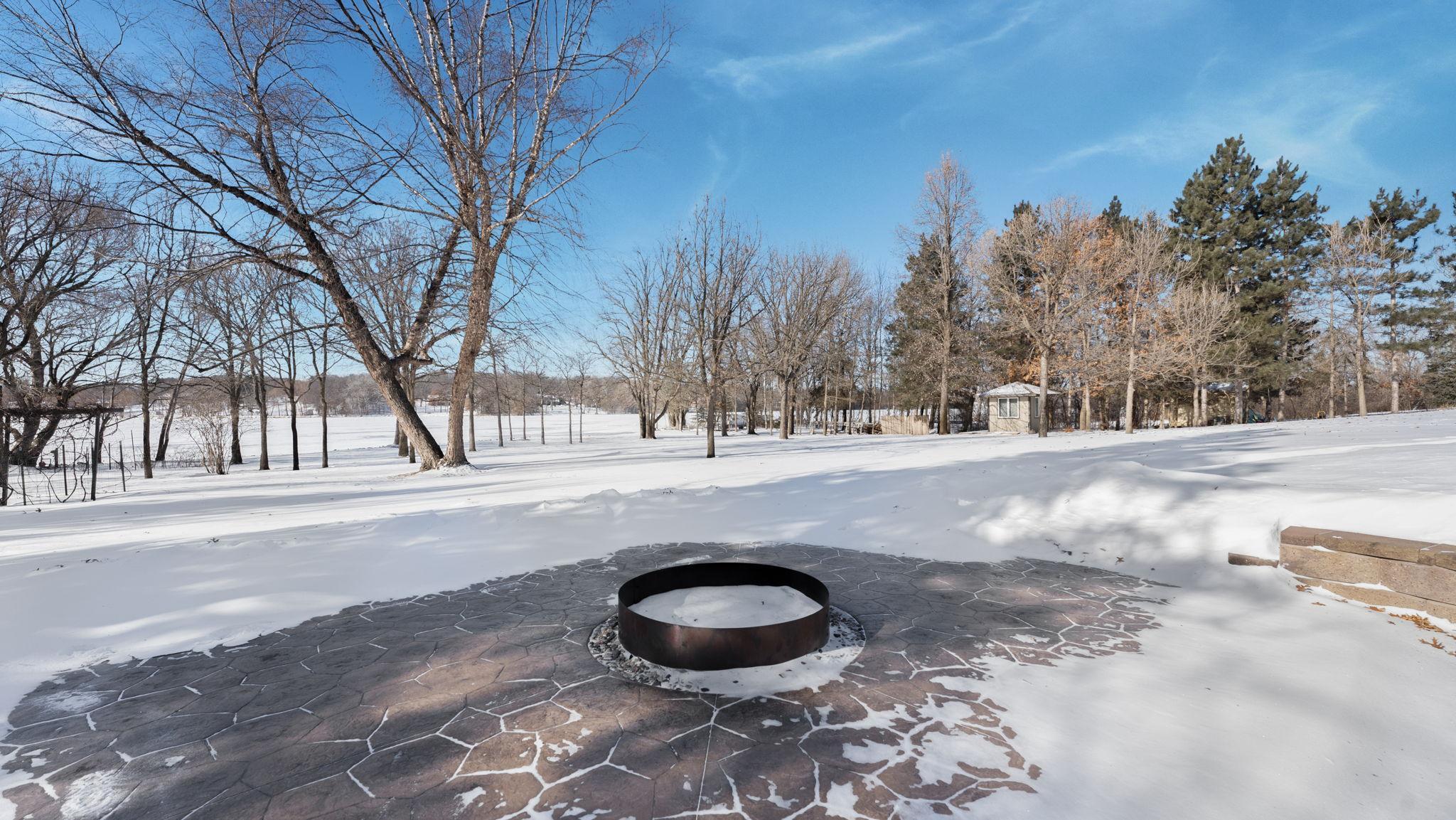 9025 Burton Court NW