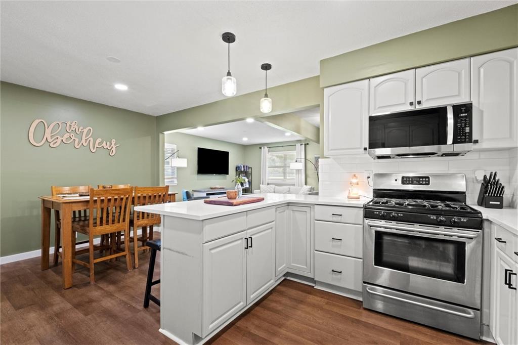 22420 W 73rd Terrace