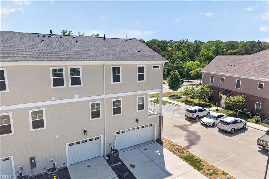 611 Commonwealth Drive