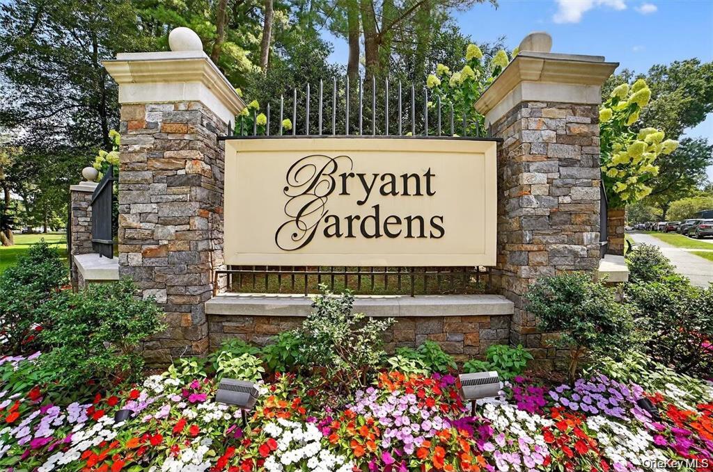 9 Bryant Crescent 2N