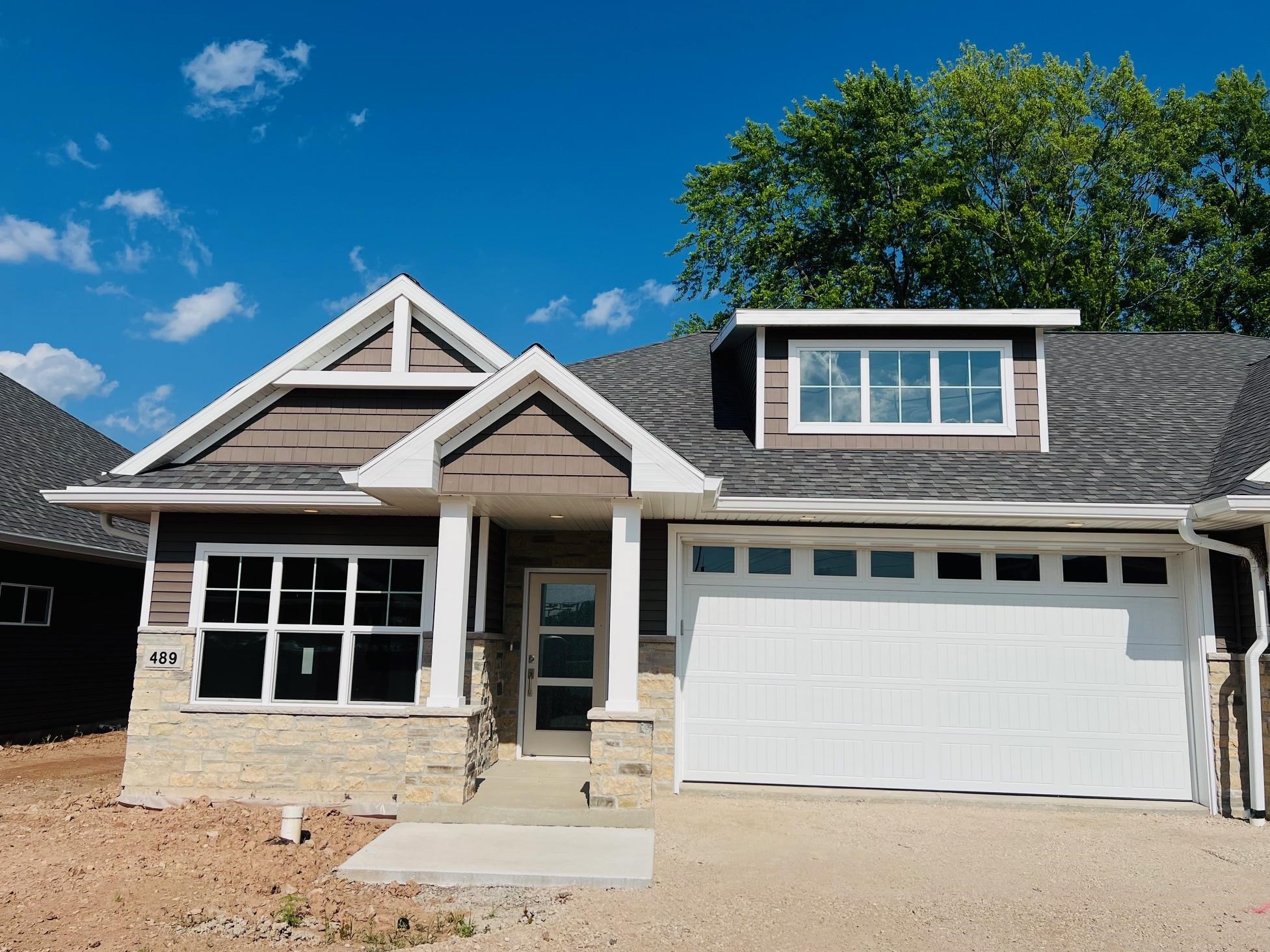 489 Papermill Circle