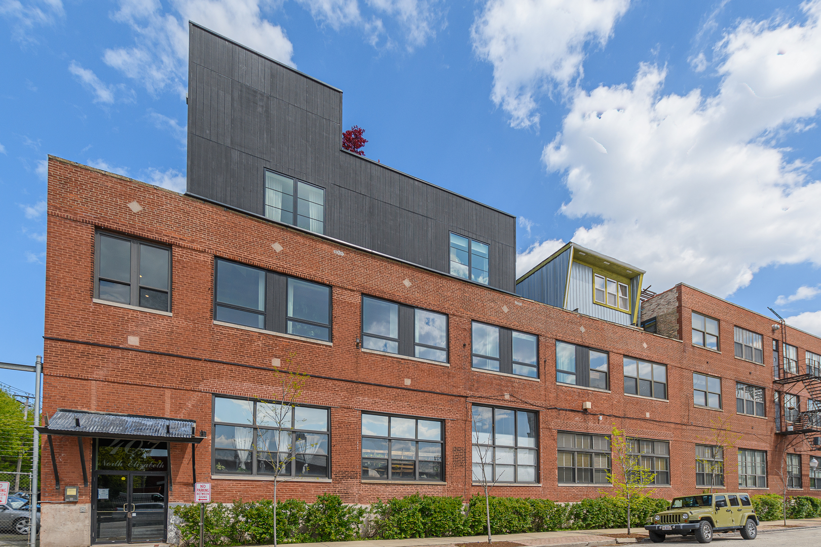 Live and work in style in this huge, 2,665 sqft renovated brick-and-timber loft, ideally located in one of Chicago's trendiest neighborhoods -- Fulton Market. With dramatic 15-foot ceilings, exposed brick, oversized industrial windows, and refinished hardwood floors, this open-concept space blends authentic loft character with elevated modern finishes.  Ideal for casual nights in or entertaining friends before heading out, the contemporary eat-in kitchen features white cabinetry, quartz countertops, stainless steel appliances, ample storage, a generous pantry closet, and a dry bar. The main level also includes a fully enclosed second bedroom with a double-height ceiling, skylight, and spacious closet, plus a new full bath.  Upstairs, the lofted primary suite is a retreat with three large closets and a spa-inspired bath with a Restoration Hardware double vanity, and a glass-enclosed shower "wet room" that includes a freestanding soaking tub. Two additional dens offer the flexibility to work from home.  Additional highlights include in-unit laundry and secure deeded parking (P-13). This professionally managed, pet-friendly 18-unit live/work building welcomes investors and is surrounded by the energy of Fulton Market, Restaurant Row, the West Loop, Greektown, and the Loop. This location offers easy access to CTA Blue, Pink & Green lines, the Metra, and expressways. This amazing loft was designed for those who desire style, convenience, and connection!