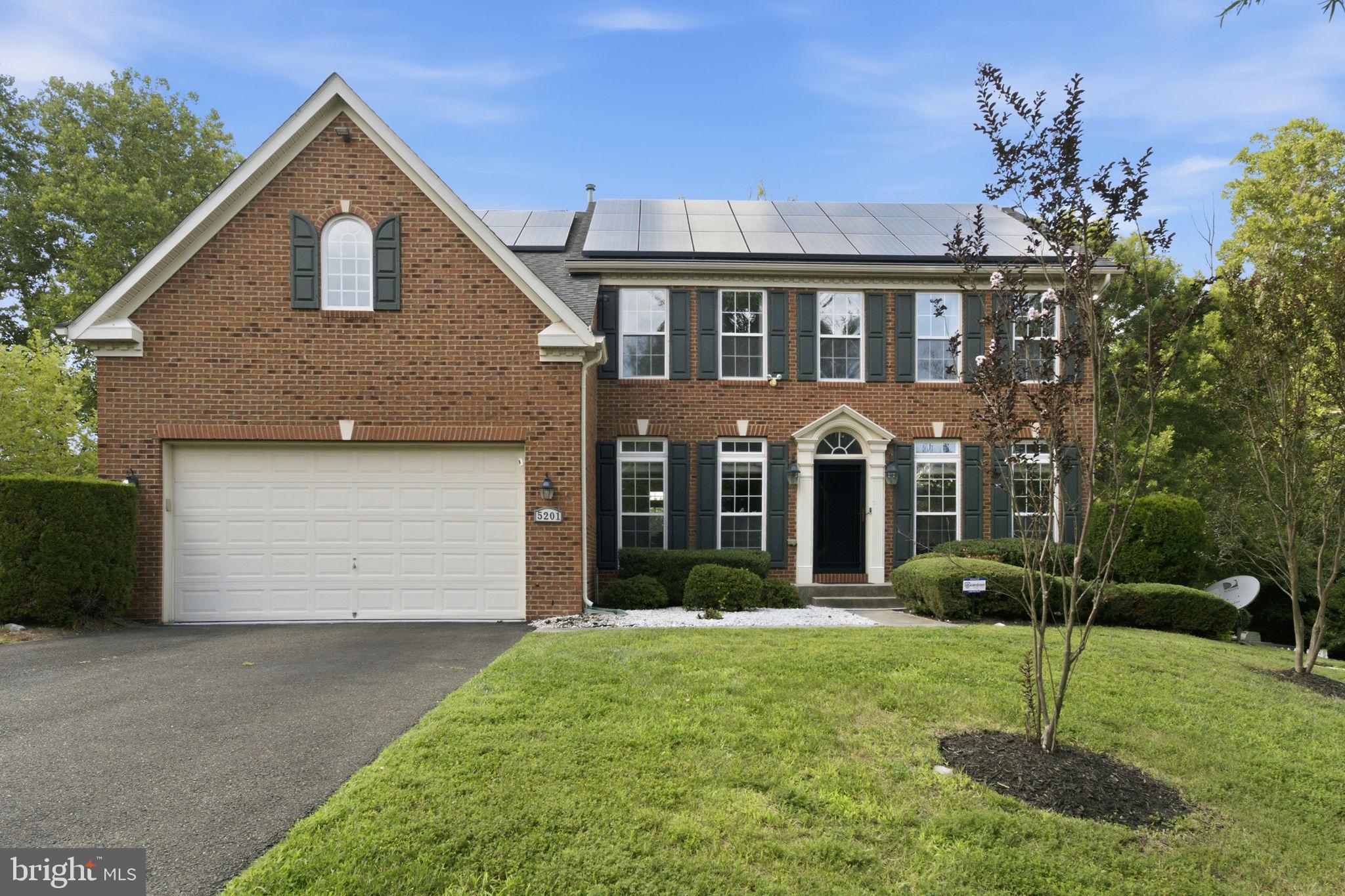 5201 Chestnut Manor Court