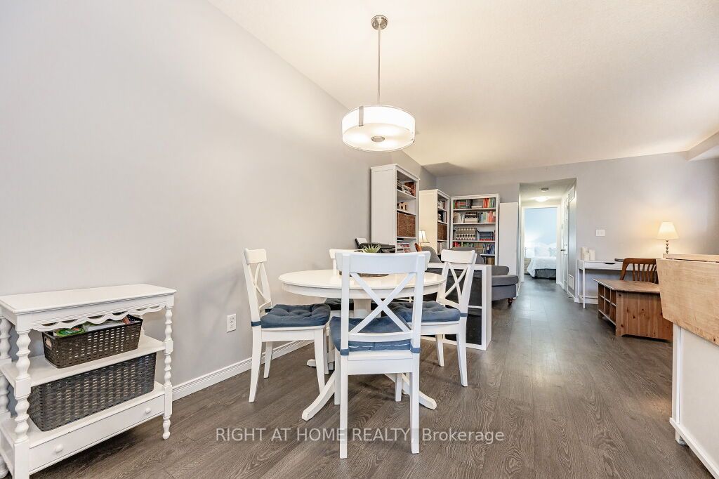 388 Old Huron Rd 5D