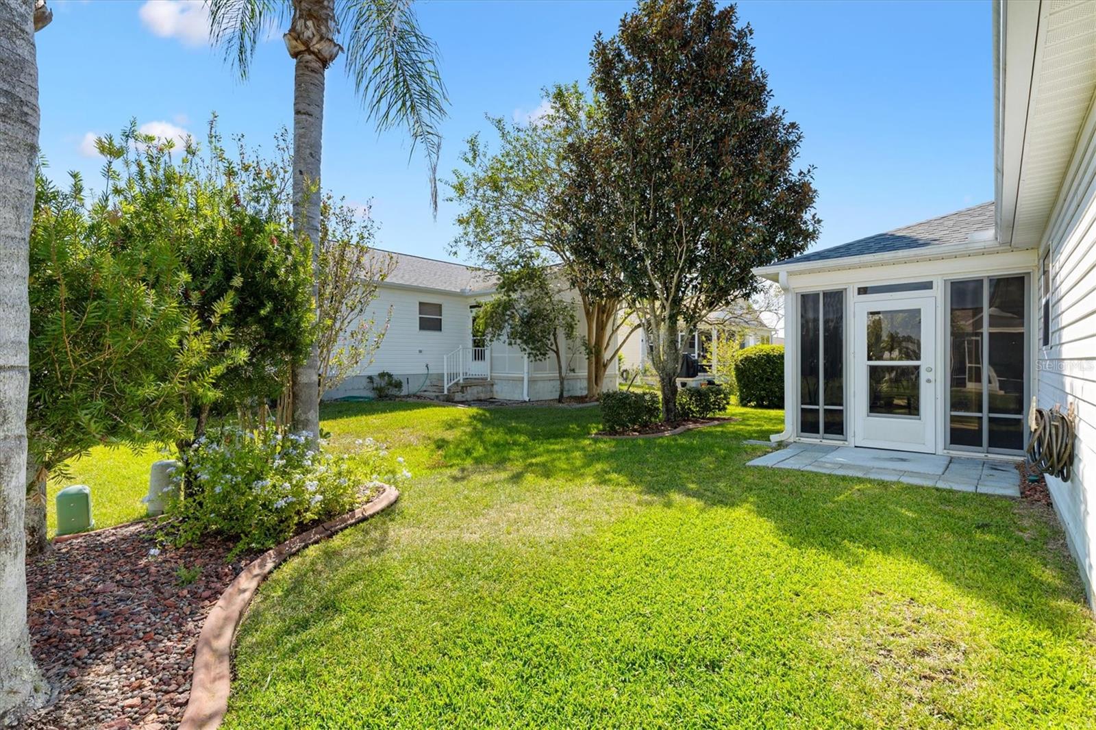 971 Kingmont Terrace