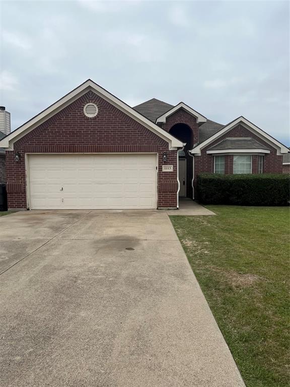 1113 Manhassett Court