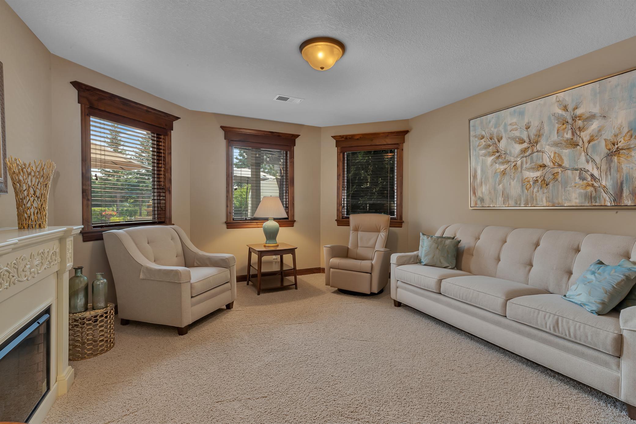2255 Chelmsford Lane