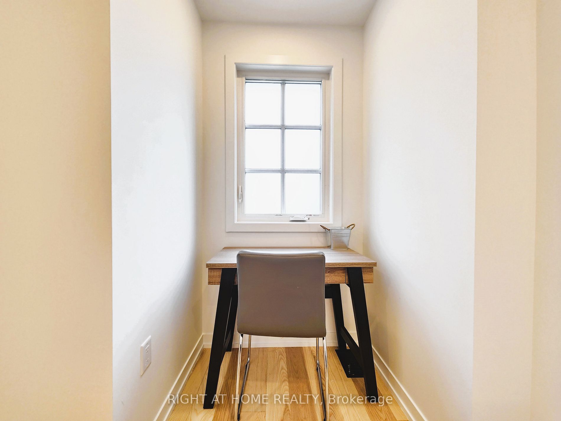 95 Hallam St Laneway
