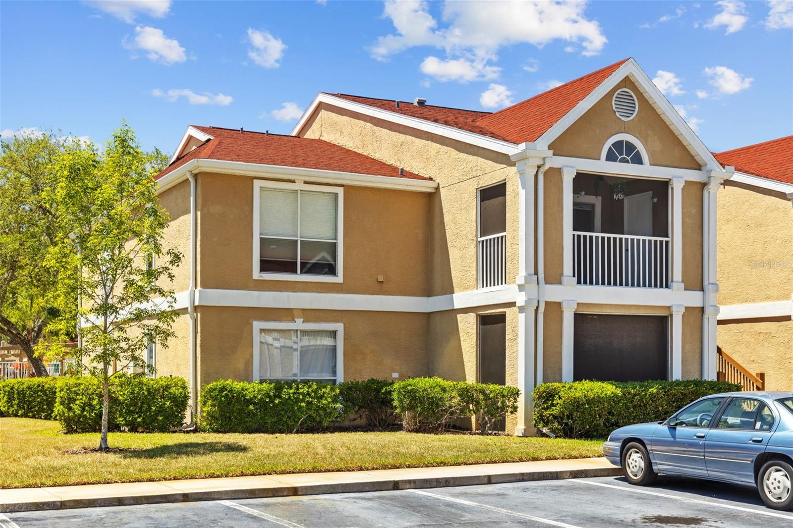 9481 Highland Oak Drive 305