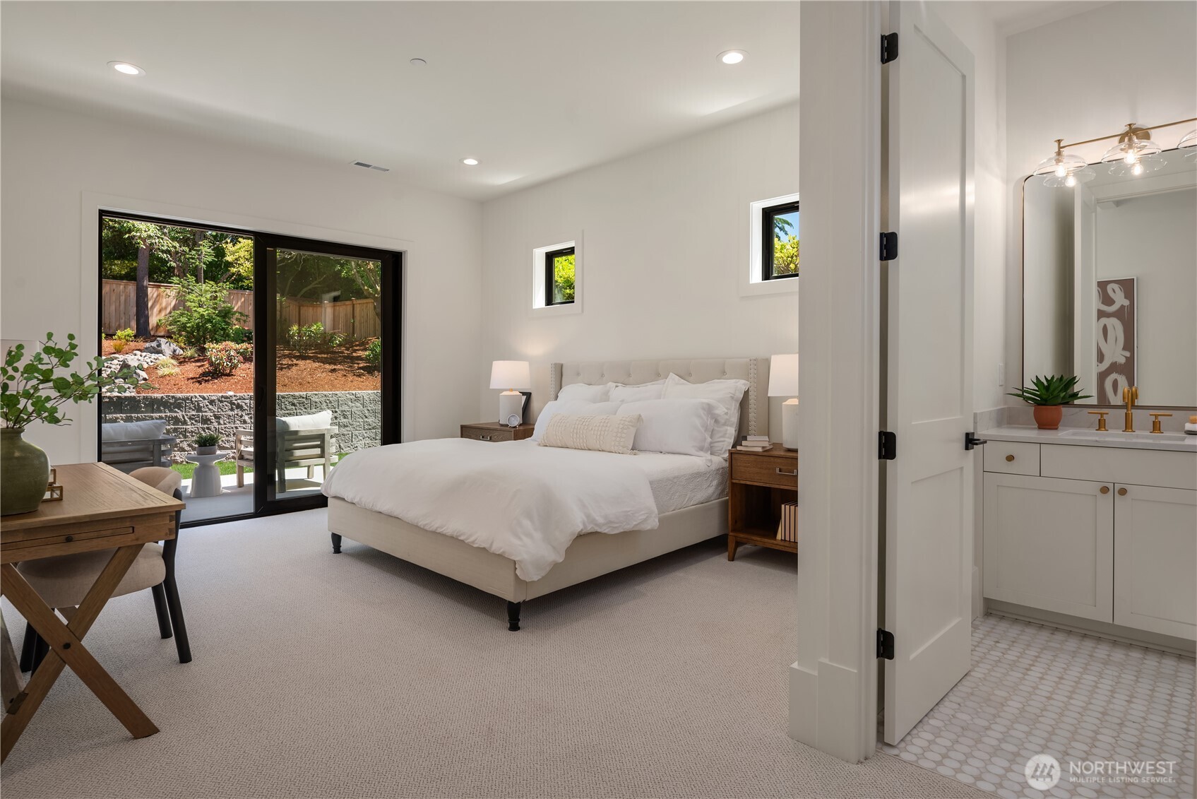 Main floor guest bedroom