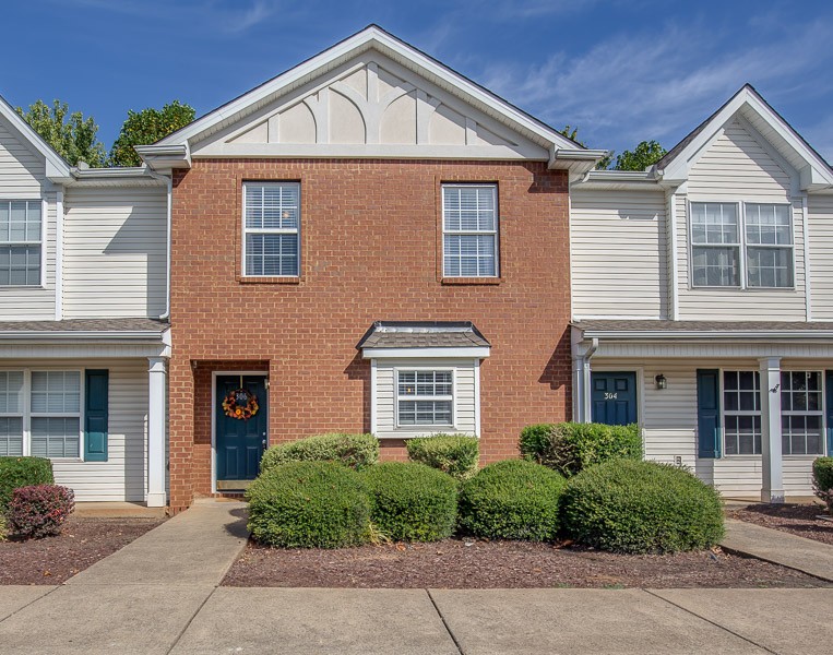 306 Arapaho Dr