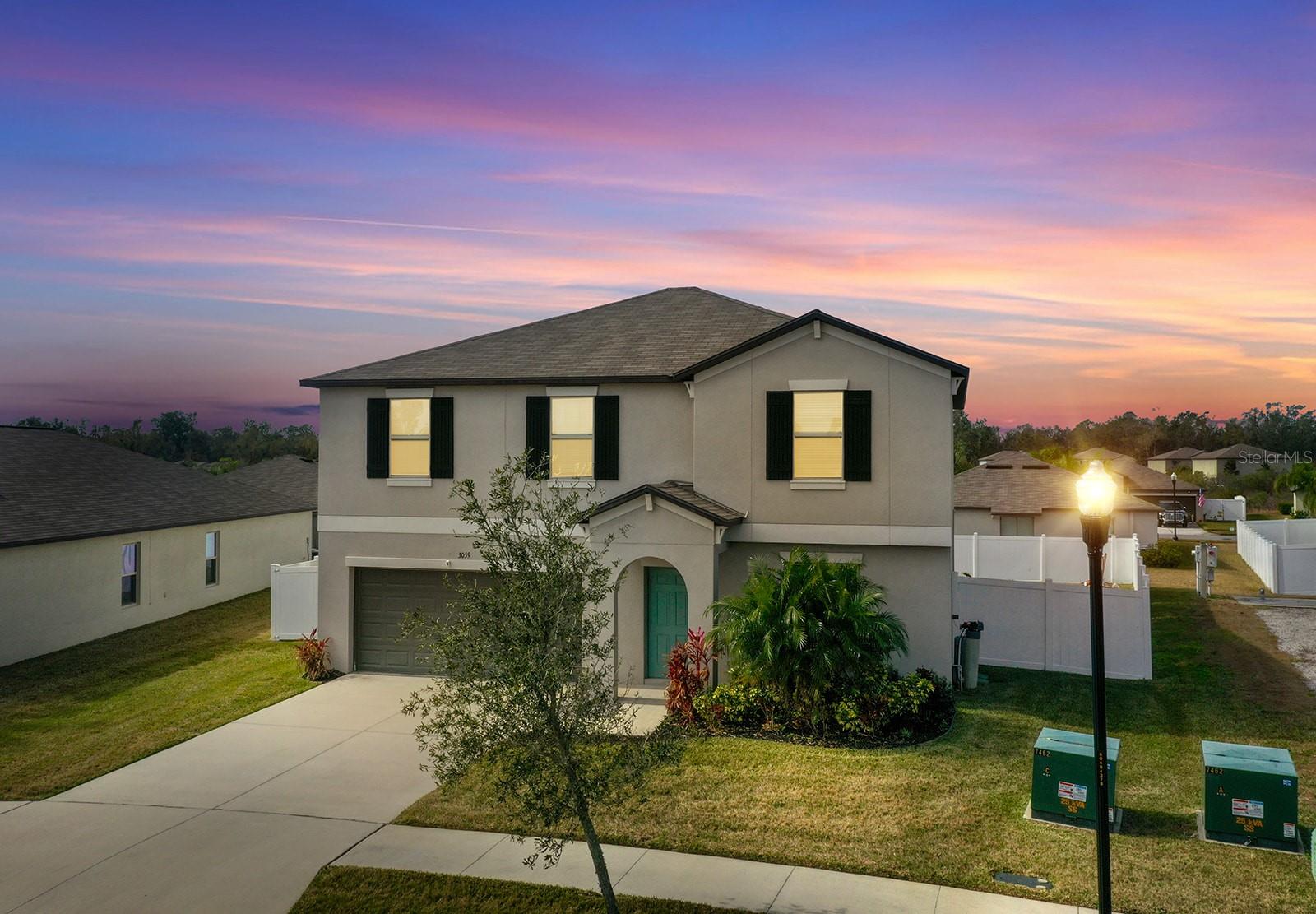 MOVE IN READY! BRING YOUR OFFERS! Located in the Hidden River community, this well maintained 4-bedroom 2.5-bathroom home includes an upstairs LOFT, AND FLEX ROOM perfect for an office OR formal dining room! Step inside and feel the open concept layout, with a conveniently located half bathroom downstairs and a spacious living area and kitchen with TILE FLOORING throughout! Kitchen features include a CENTER ISLAND, modern appliances, white cabinets, and recessed lighting! Upstairs are the 4-bedrooms and the loft, which has endless possibilities to use as a play area, family room, game room, etc. The large master suite has a WALK IN CLOSET with the master bath including a DOUBLE SINK VANITY! FULLY FENCED BACKYARD! Call today for a private viewing!