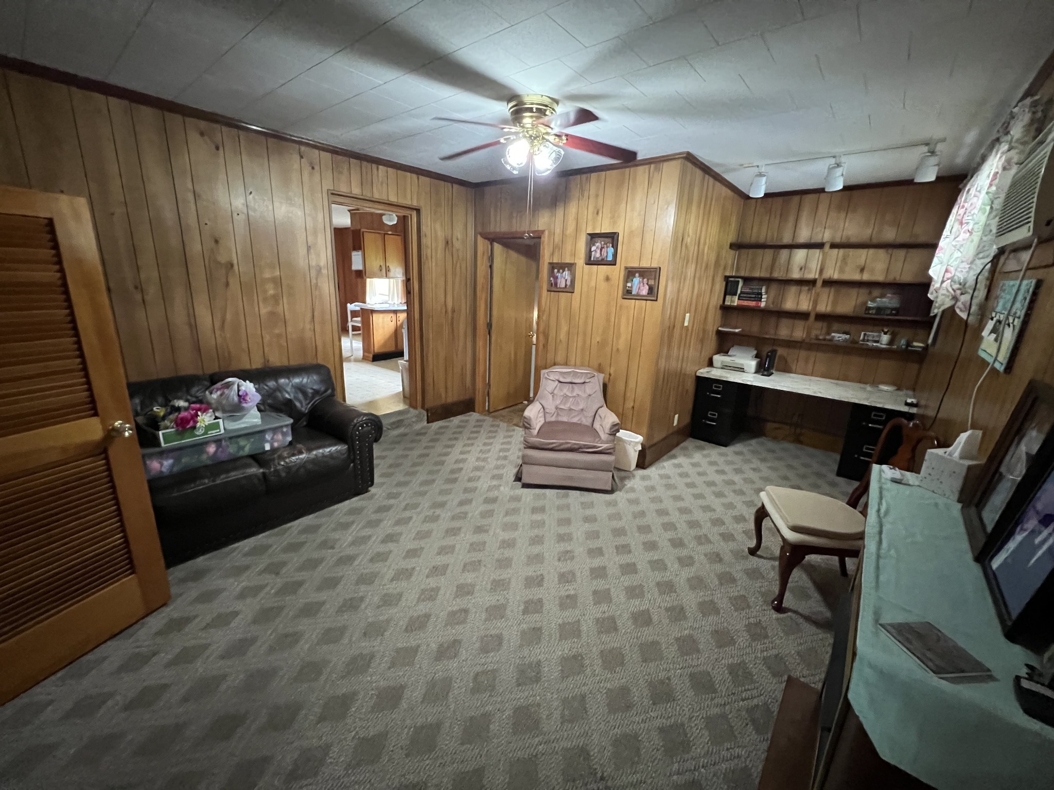 110 Hart Dr