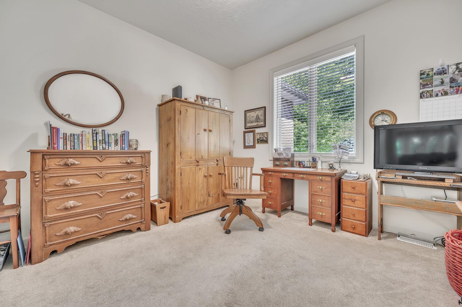 211 Emerald Meadows Drive