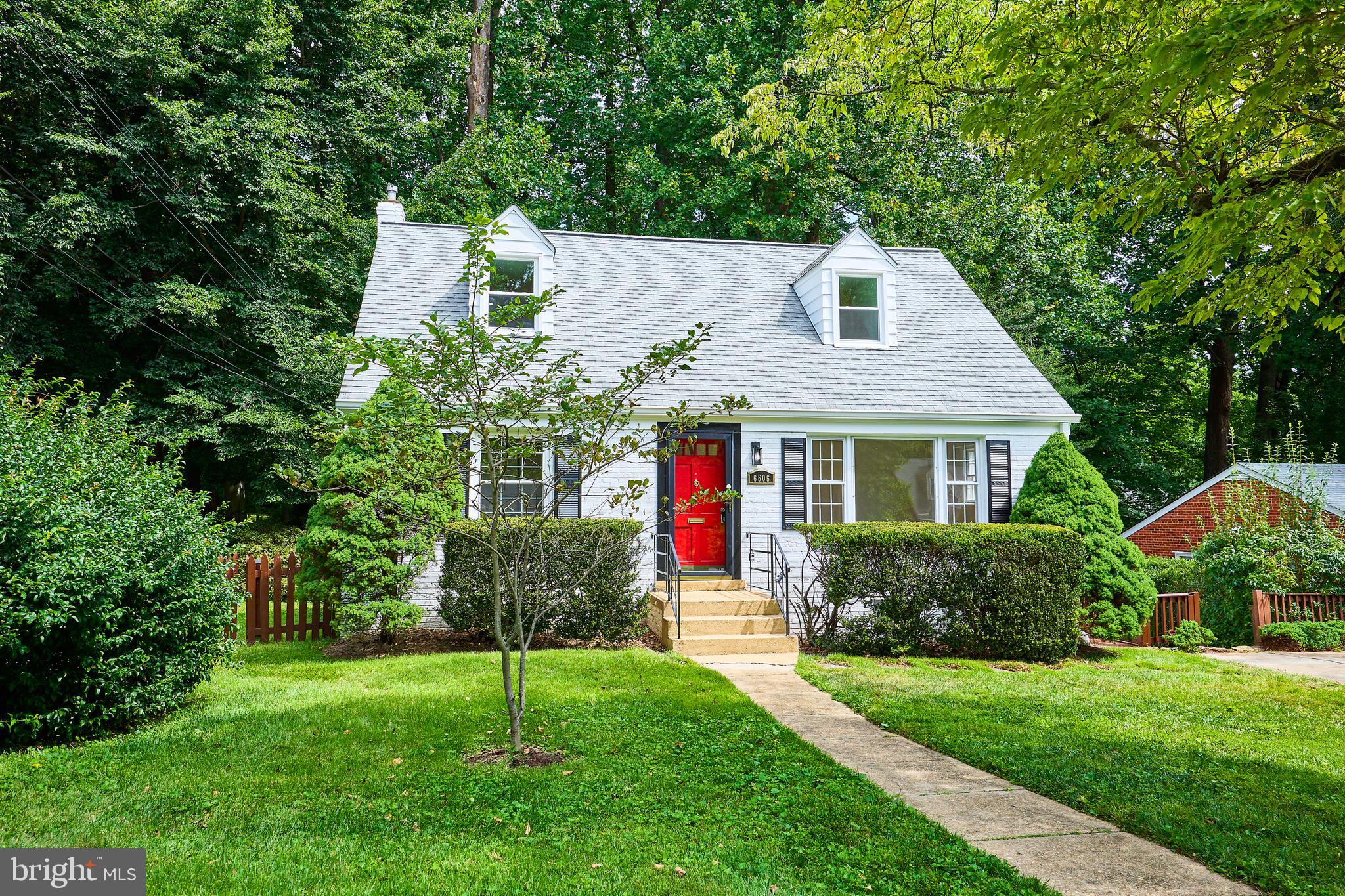 6506 Oakwood Drive